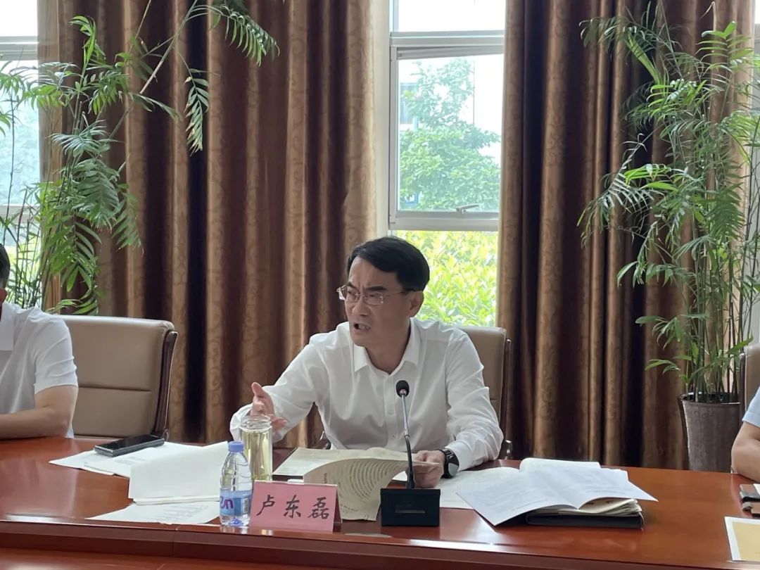 经开区工委管委在88858cc永利开展生物化工园区化工企业安全生产交流座谈会