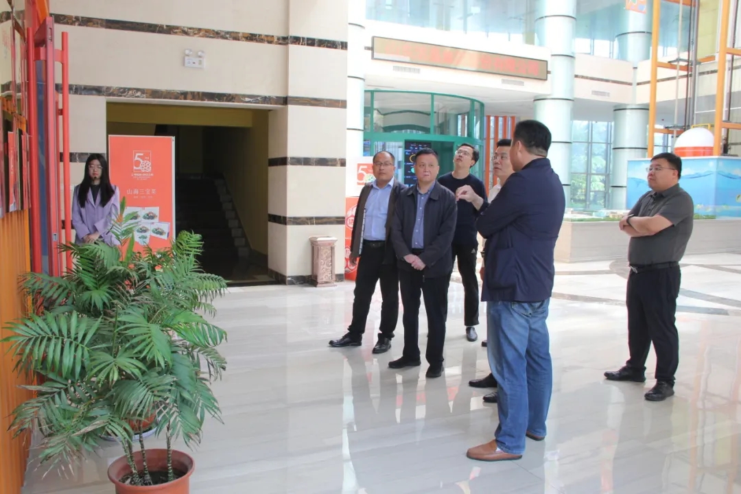 20240509省发展和改革委到88858cc永利集团调研2